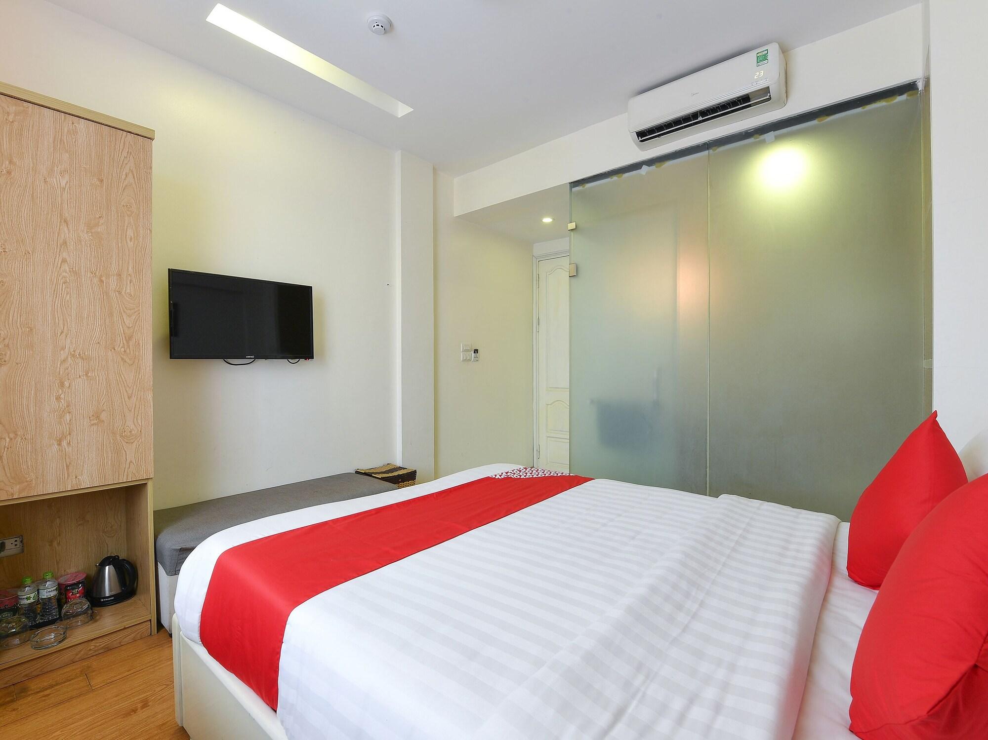 Oyo 210 Saki Hotel Hanoï Extérieur photo