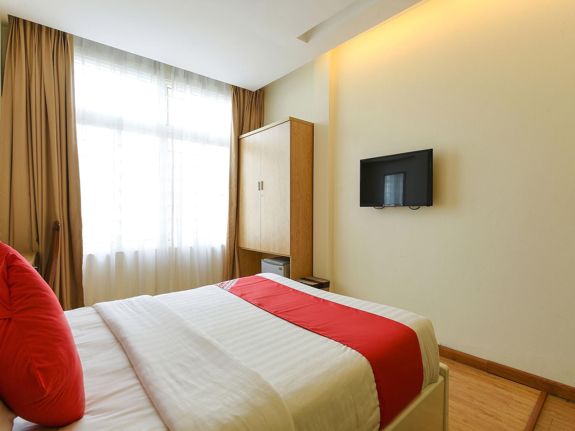Oyo 210 Saki Hotel Hanoï Extérieur photo