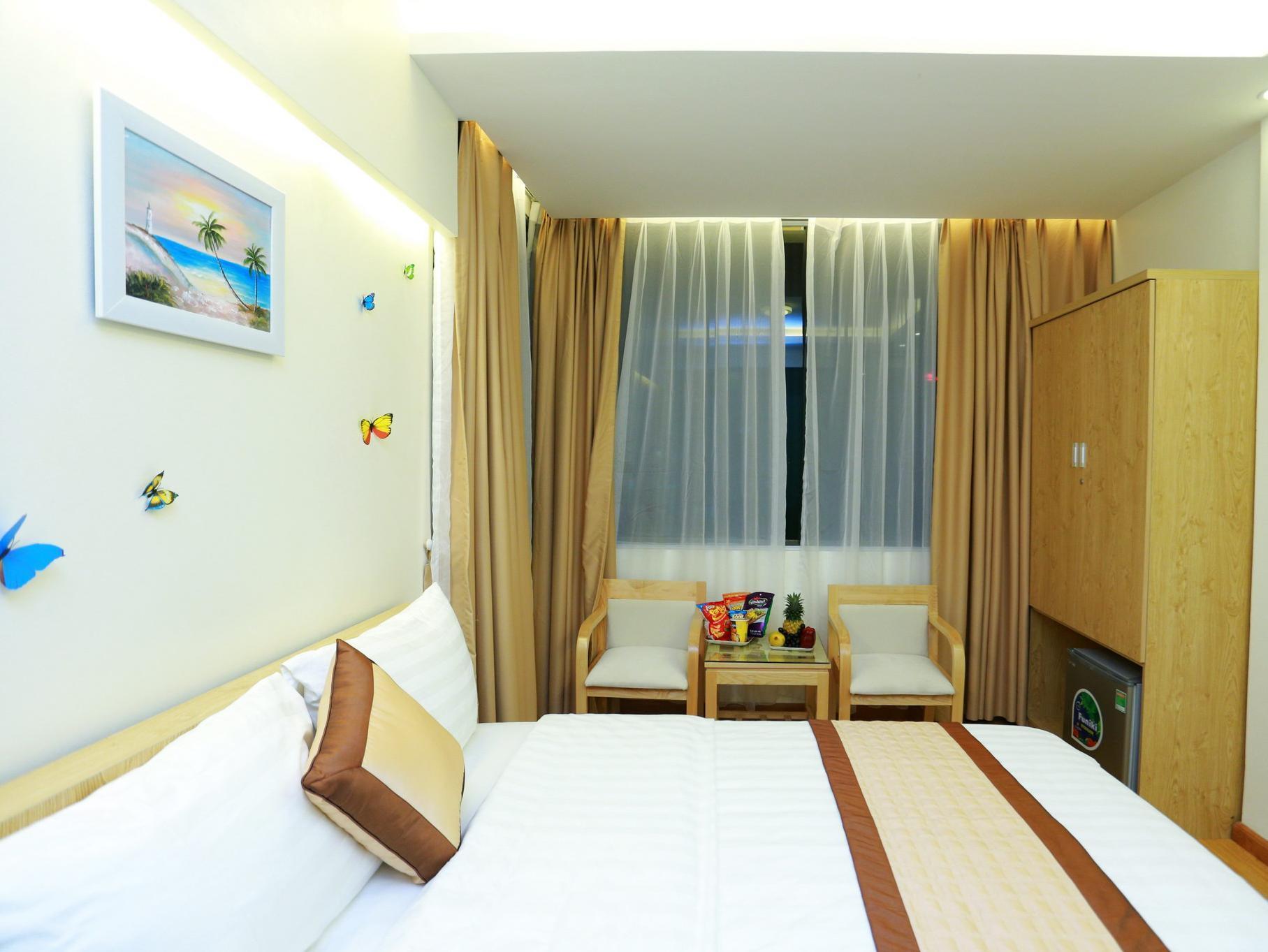 Oyo 210 Saki Hotel Hanoï Extérieur photo