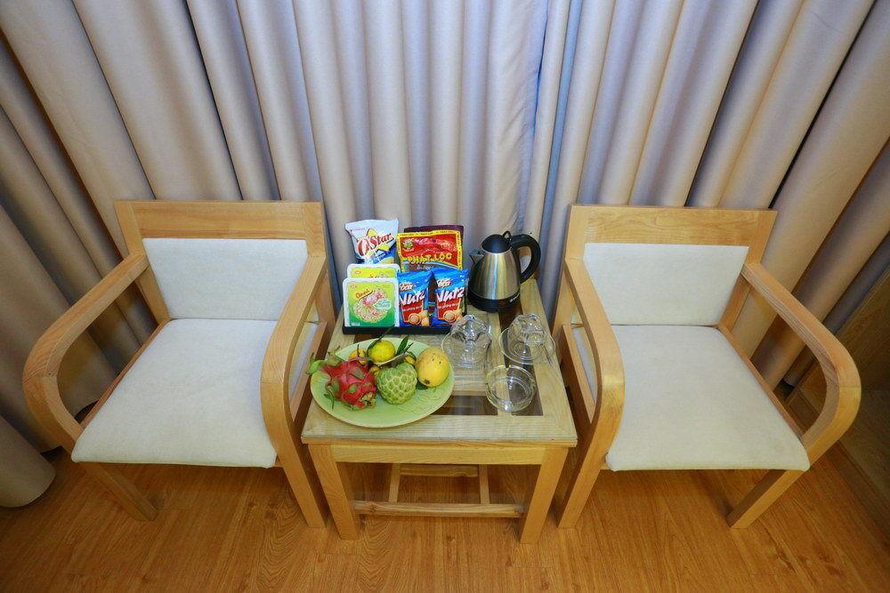 Oyo 210 Saki Hotel Hanoï Extérieur photo