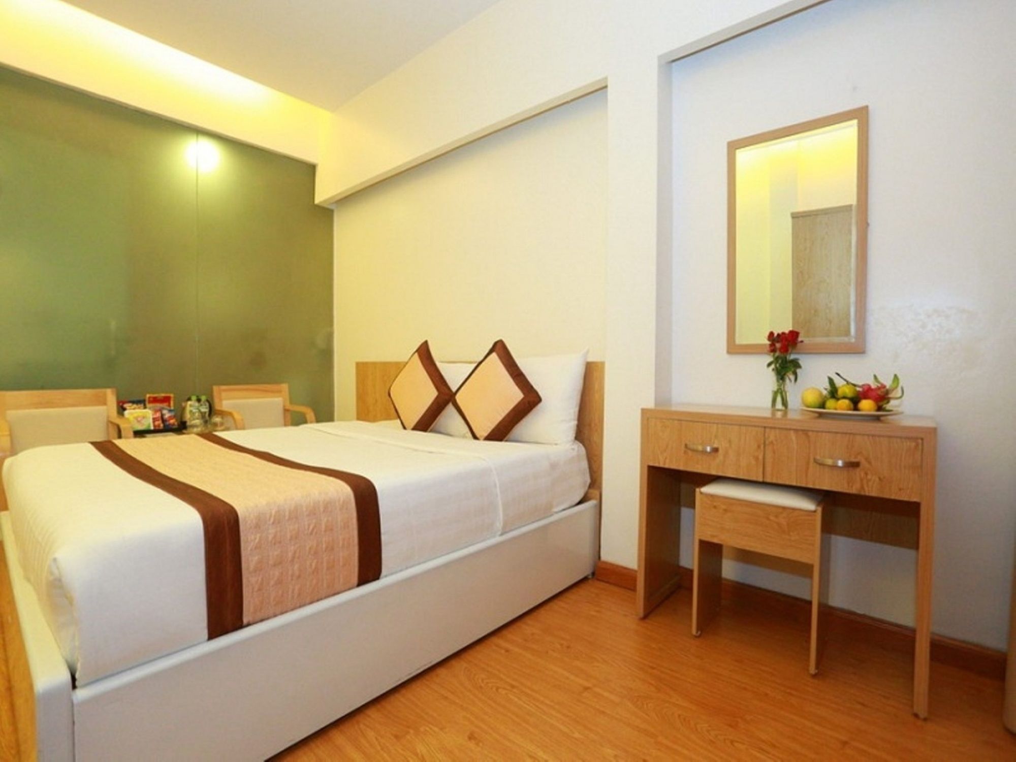 Oyo 210 Saki Hotel Hanoï Extérieur photo