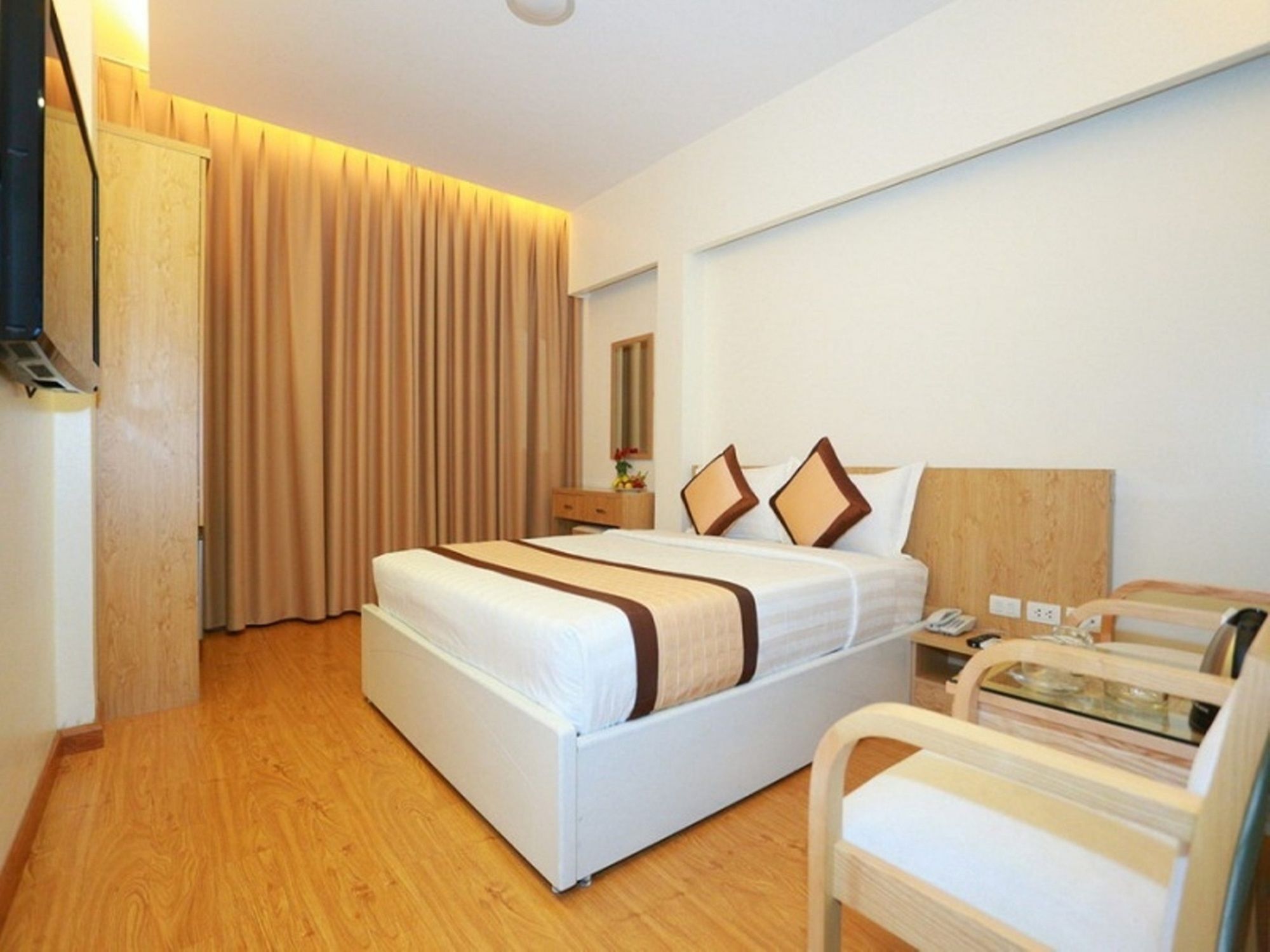Oyo 210 Saki Hotel Hanoï Extérieur photo